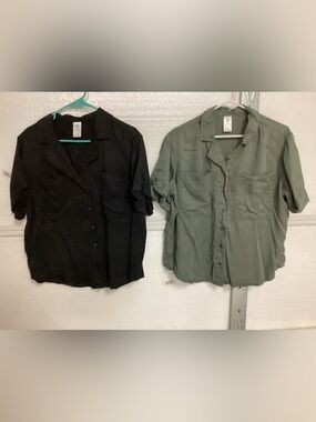 2 women’s blouses size large